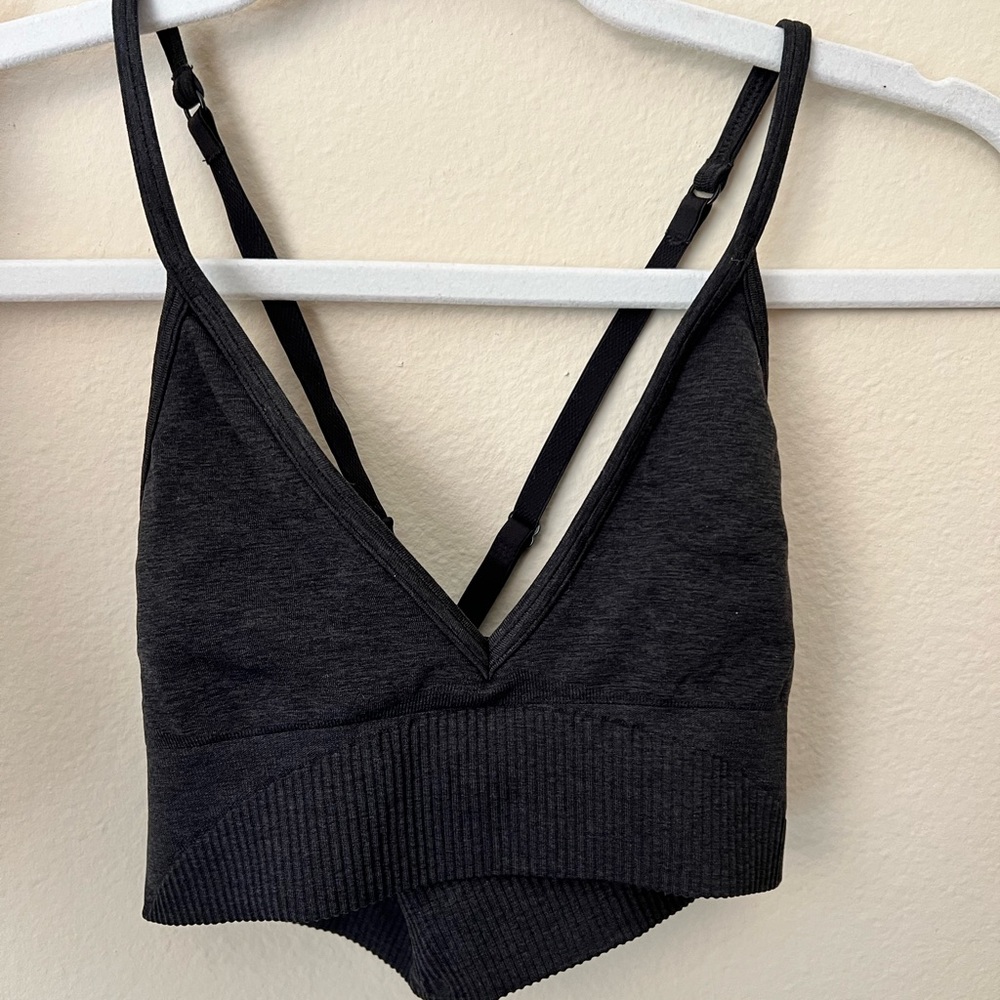 Lululemon Size 4 Bra